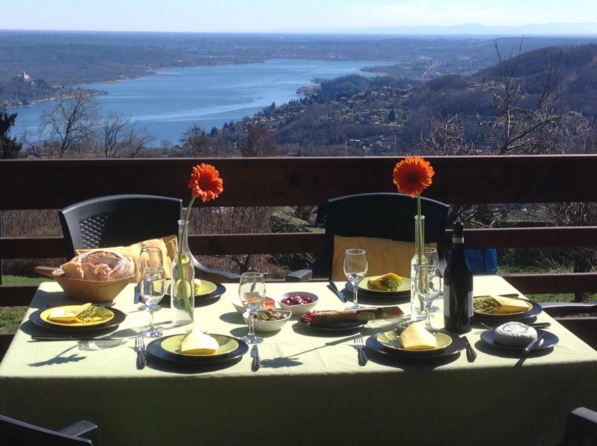 Gardenpark Soleil Villa Nebbiuno Bagian luar foto