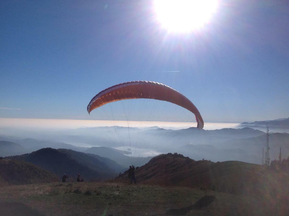 Gardenpark Soleil Villa Nebbiuno Bagian luar foto