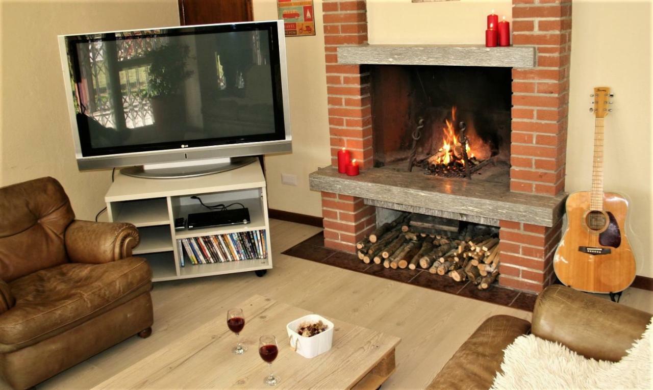 Gardenpark Soleil Villa Nebbiuno Bagian luar foto